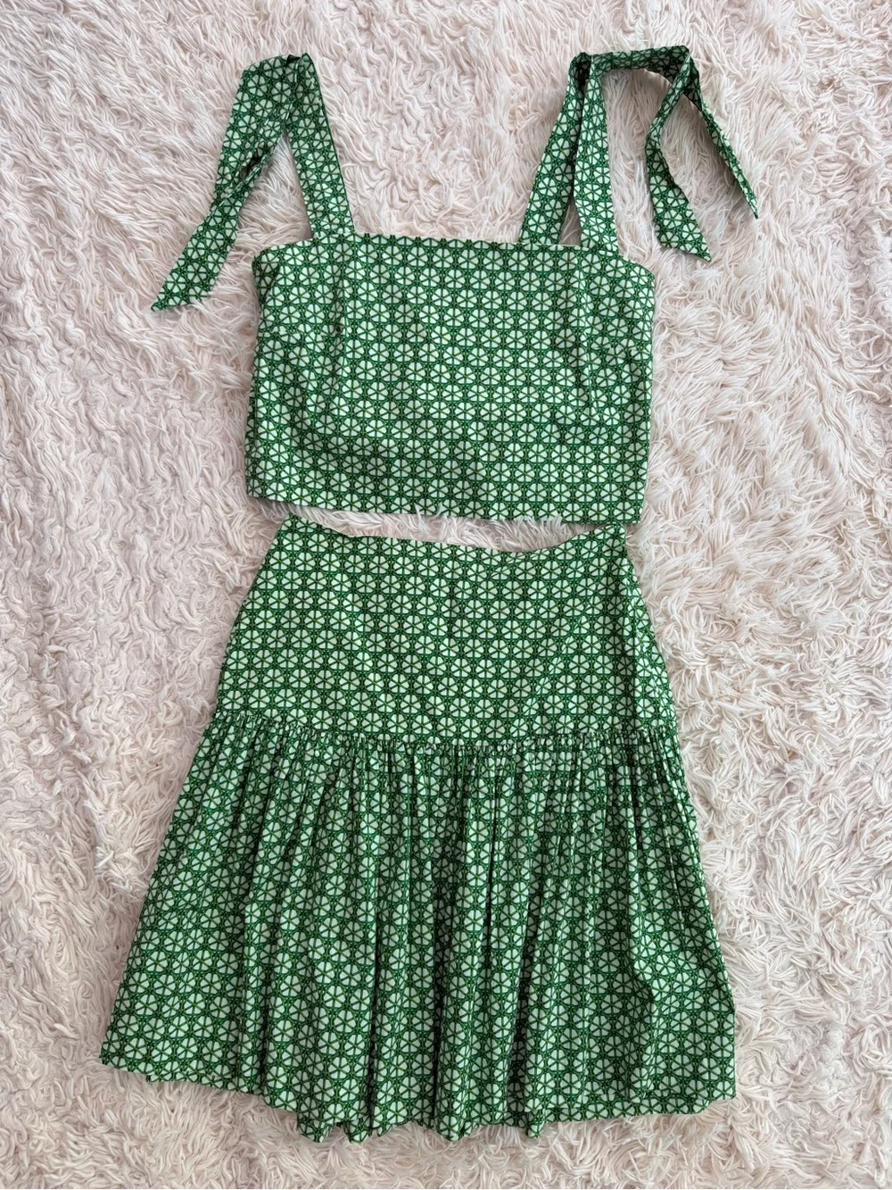 Antonio Melani Size 2 Green White Cotton 2 Piece Crop Top Midi Skirt Set